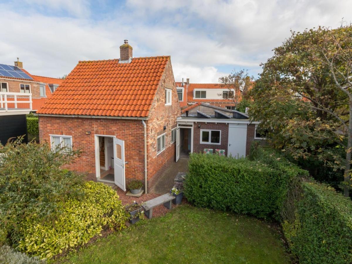 Quaint Holiday Home In Domburg With Terrace Экстерьер фото